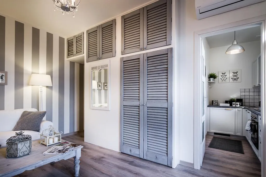 Como Unique View - Bymyhomeincomo İtalya